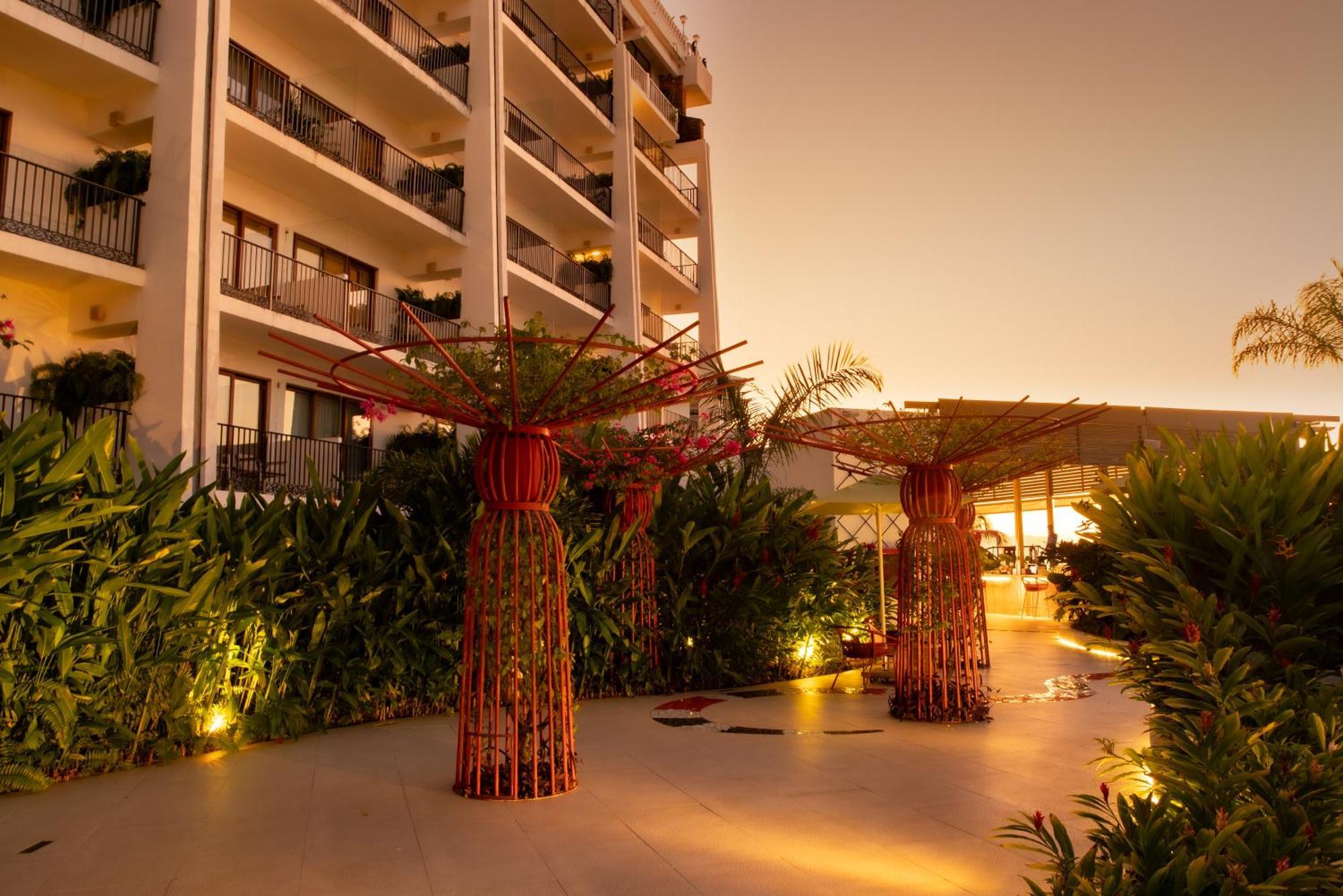Almar Resort Luxury Lgbt Experience By Mantamar Beach Club (Adults Only) Puerto Vallarta Exterior photo