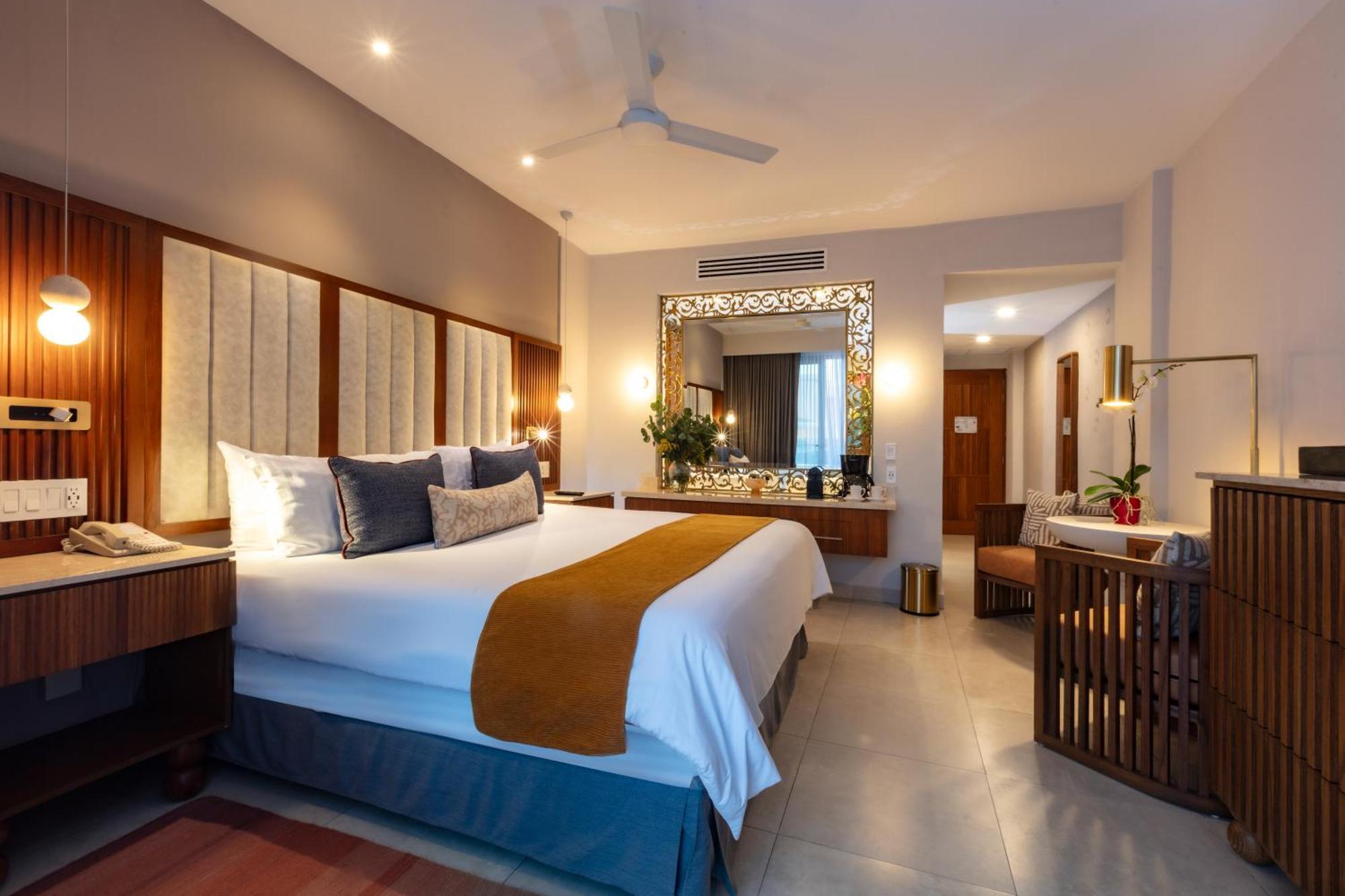 Almar Resort Luxury Lgbt Experience By Mantamar Beach Club (Adults Only) Puerto Vallarta Exterior photo